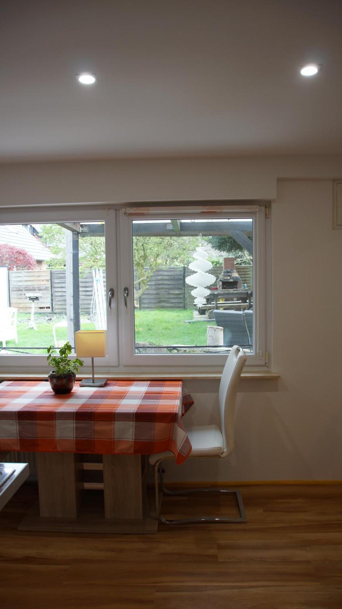 Bungalow An Der Tanne Mit Uberdachter Terrasse Düsseldorf Exteriör bild